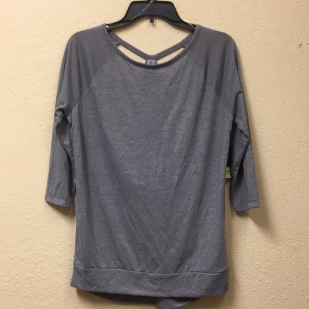 New Woman Xersion Studio Shirt. Mind. Body. Soul.